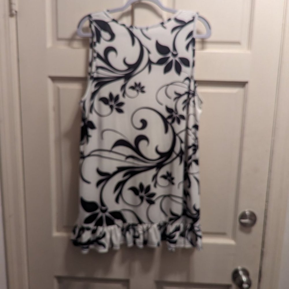 Tunic - Picture 2 of 4